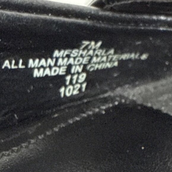 Marc Fisher Sharla Studded Mules Womens Size 7 M Flats‎ Slides Sandals Black EUC - Picture 4 of 13